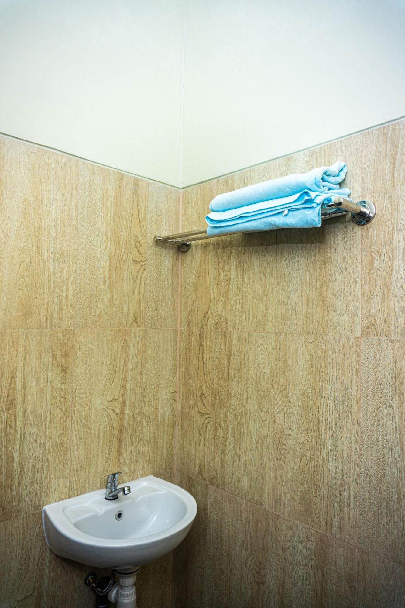 Sumbawa Grand Khalifah Guesthouse מראה חיצוני תמונה
