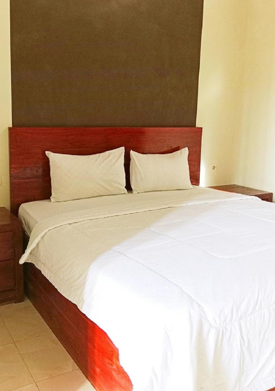 Sumbawa Grand Khalifah Guesthouse מראה חיצוני תמונה