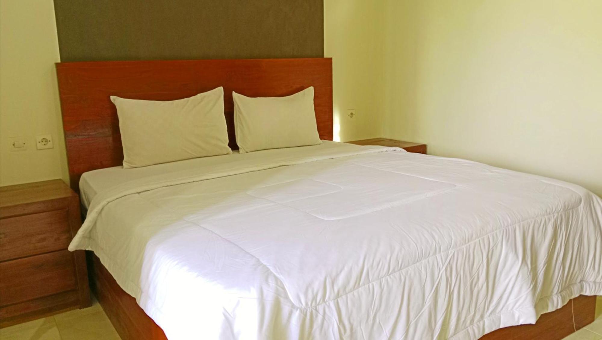 Sumbawa Grand Khalifah Guesthouse מראה חיצוני תמונה