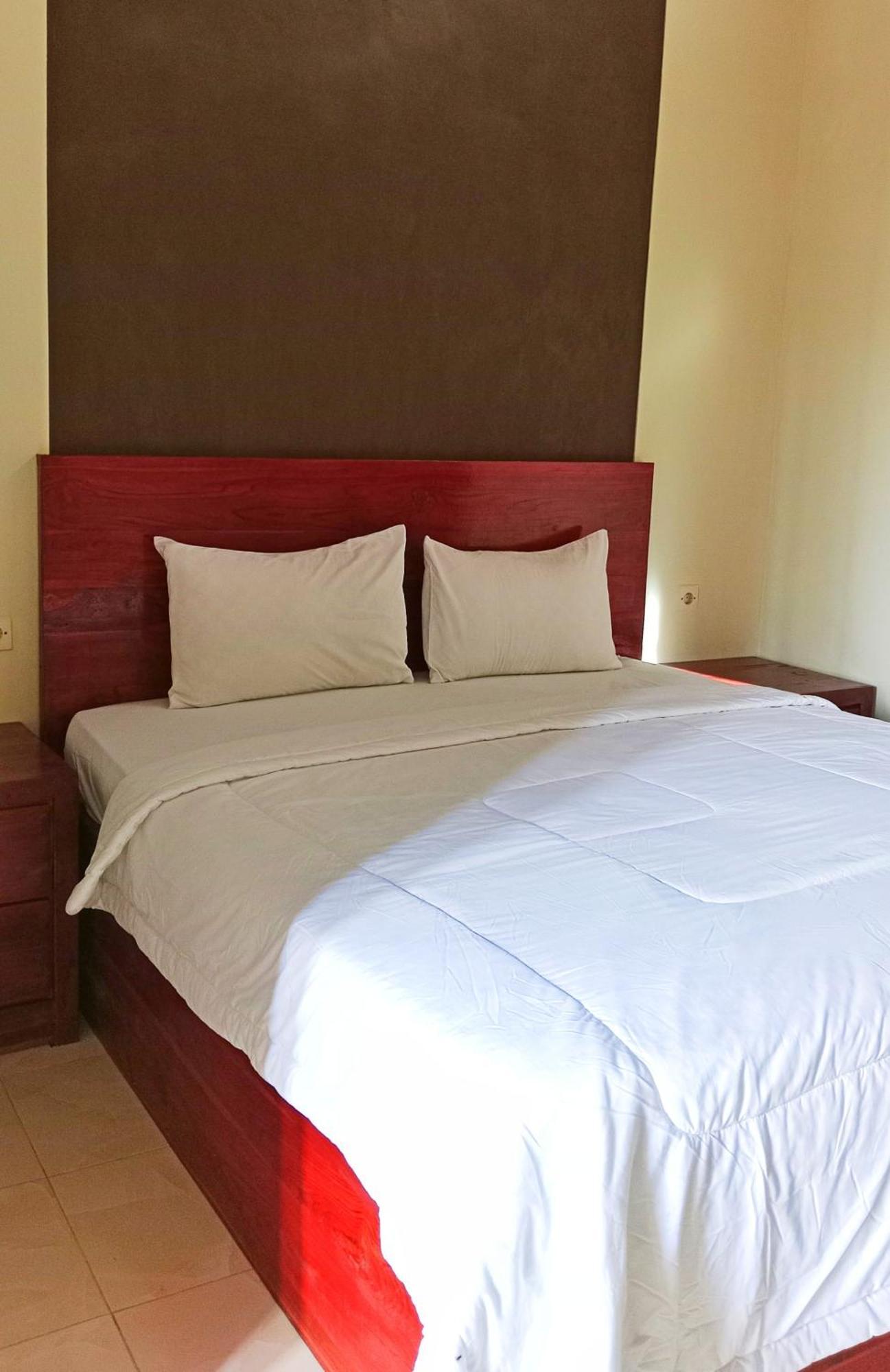Sumbawa Grand Khalifah Guesthouse מראה חיצוני תמונה