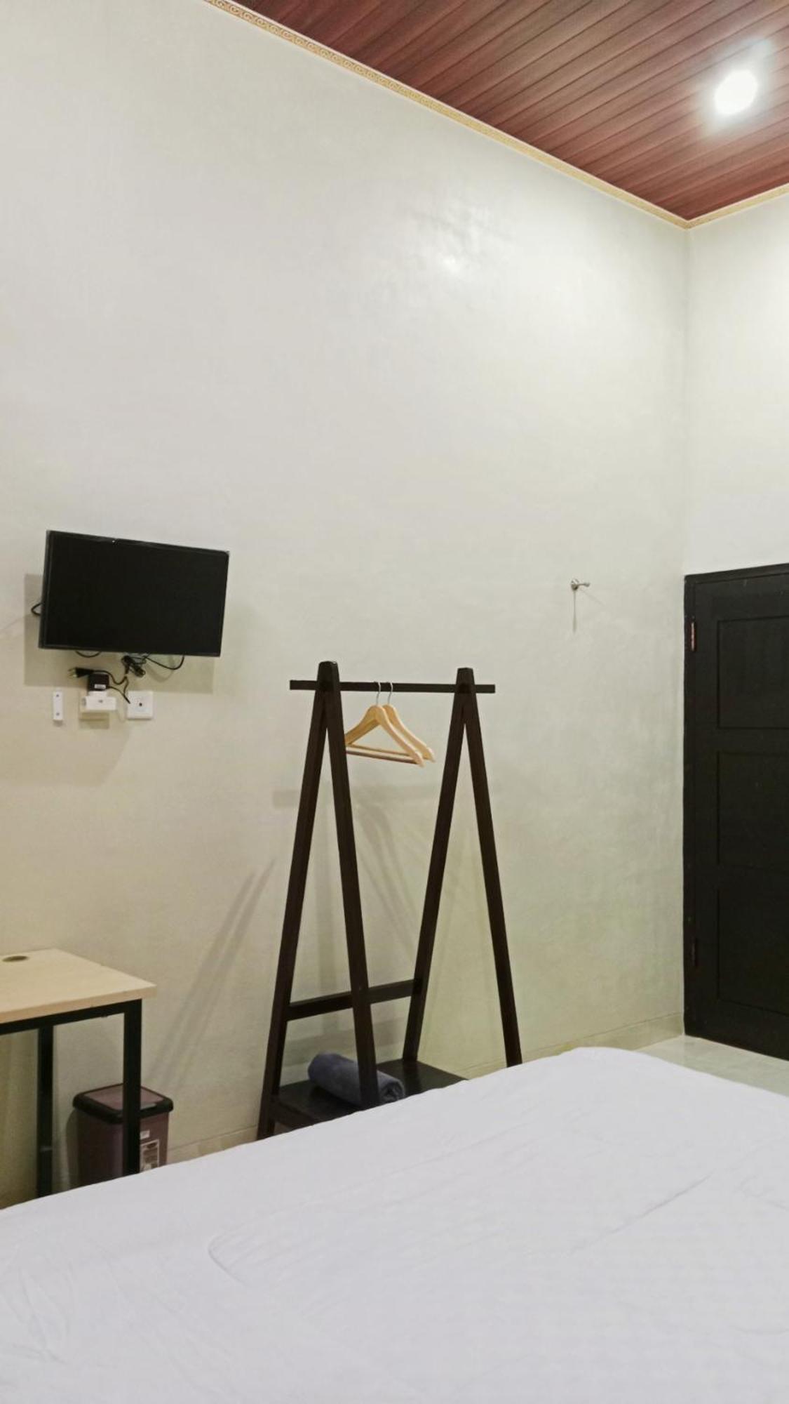 Sumbawa Grand Khalifah Guesthouse מראה חיצוני תמונה